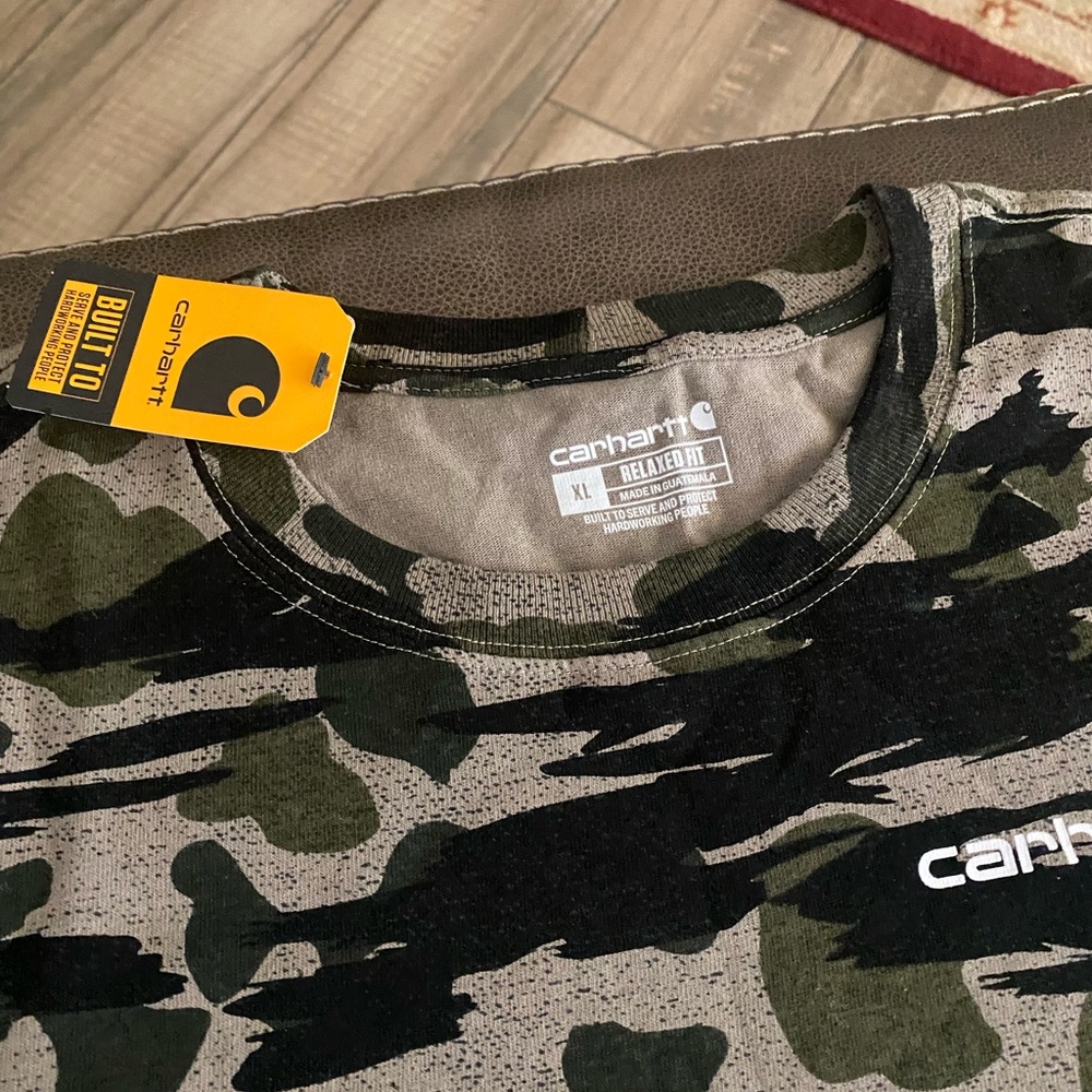 Carhartt Long-sleeve Relaxed Fit T-Shirt Camouflage. Size XL